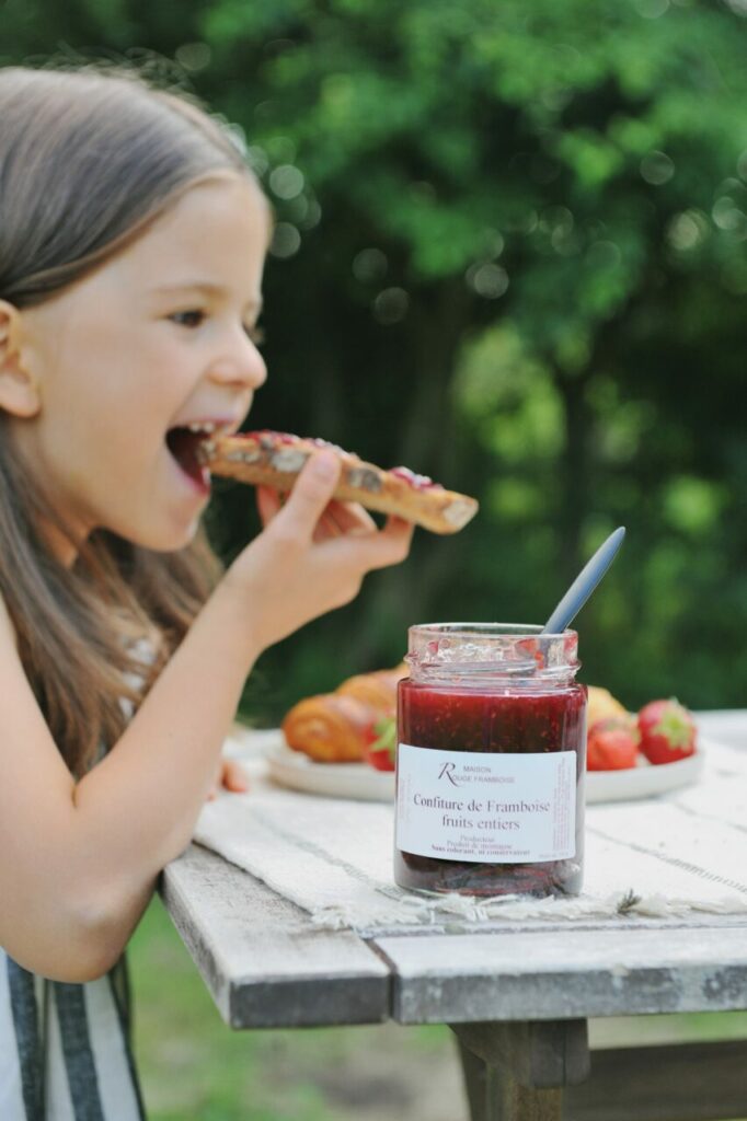 Le printemps des plantations et des cœurs 1 Degustation des bonnes confitures de framboise